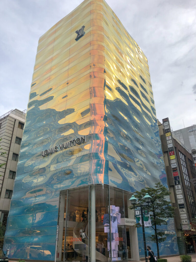 ルイ・ヴィトン銀座並木通り店_10