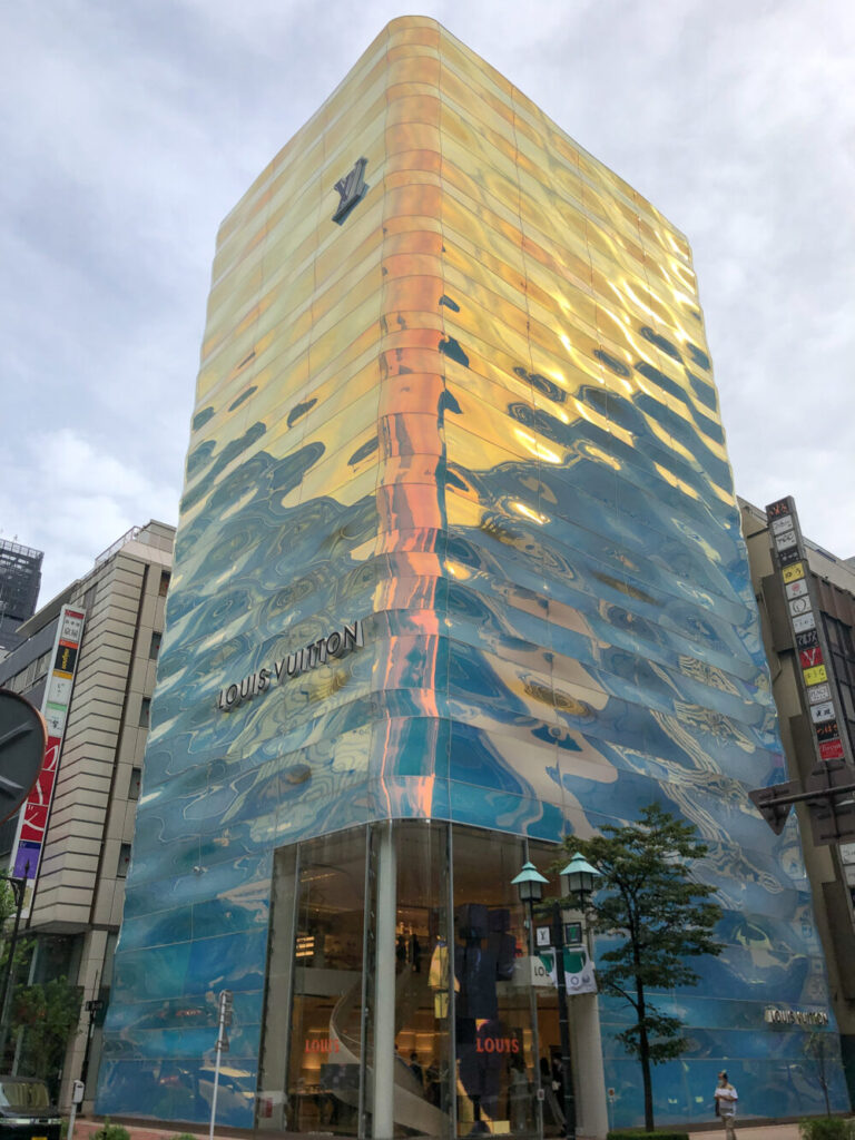 ルイ・ヴィトン銀座並木通り店_11