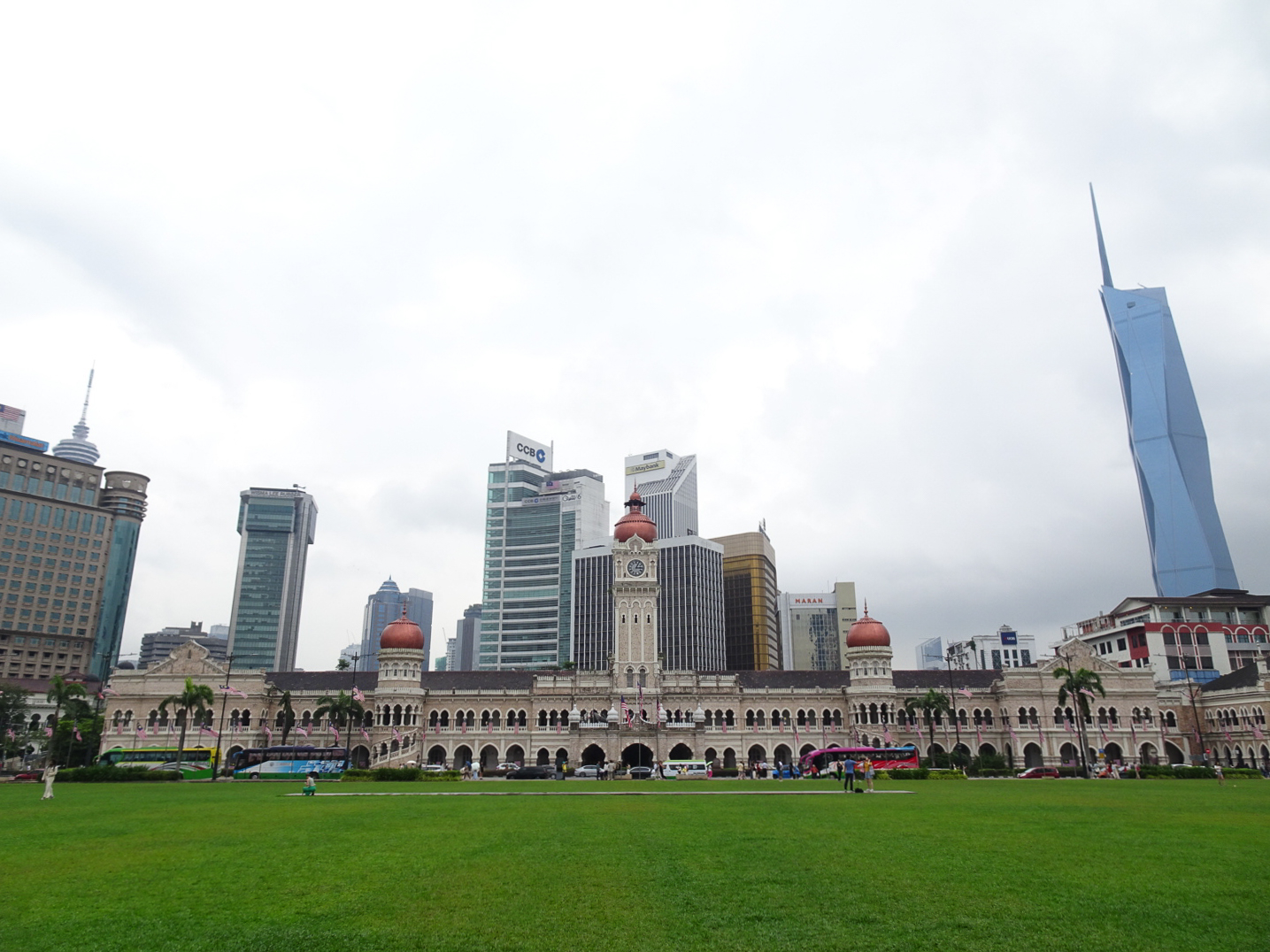 スルタン・アブドゥル・サマド・ビル_1