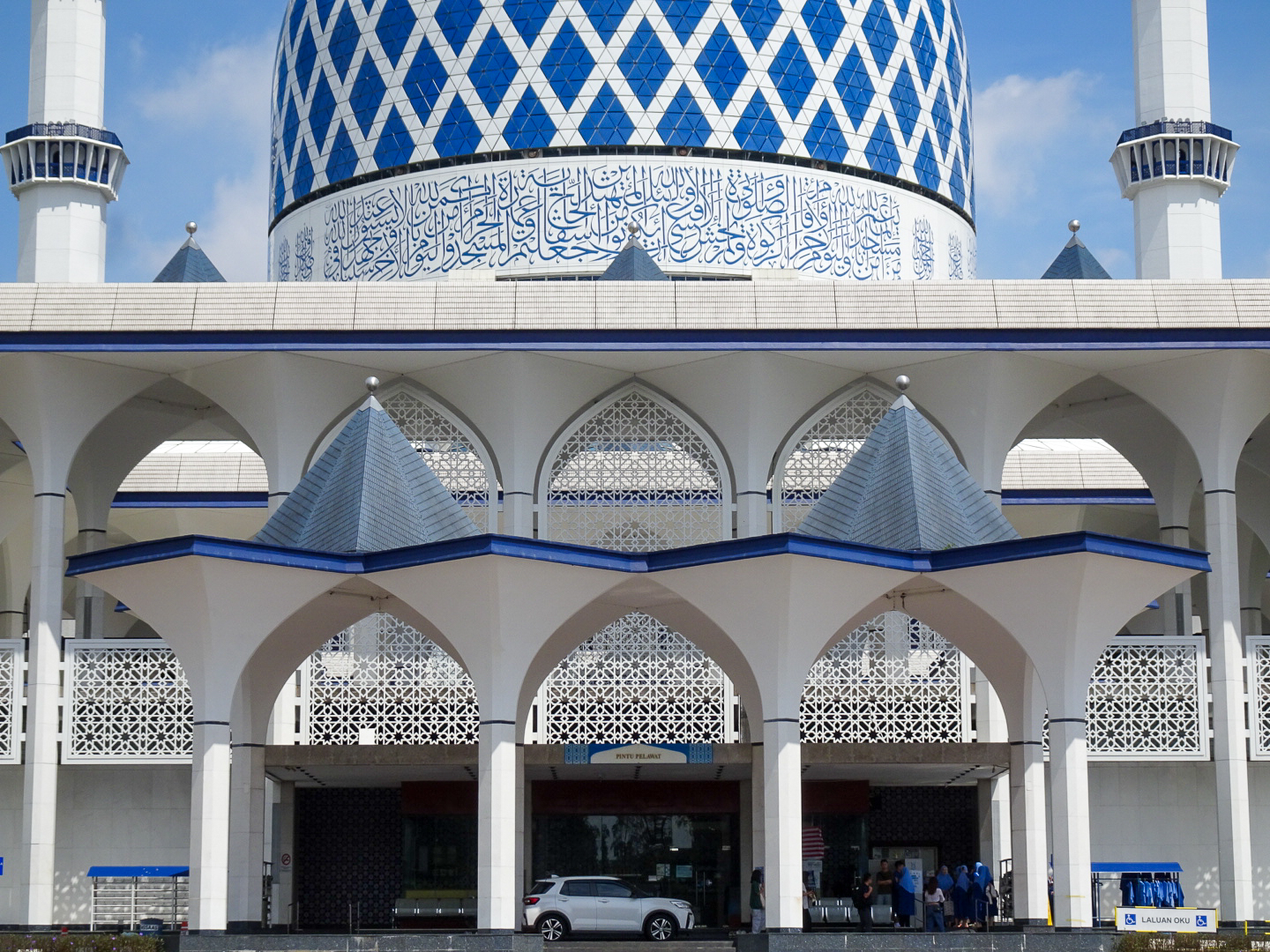 スルタン・サラフディン・アブドゥル・アジズ・モスク_8