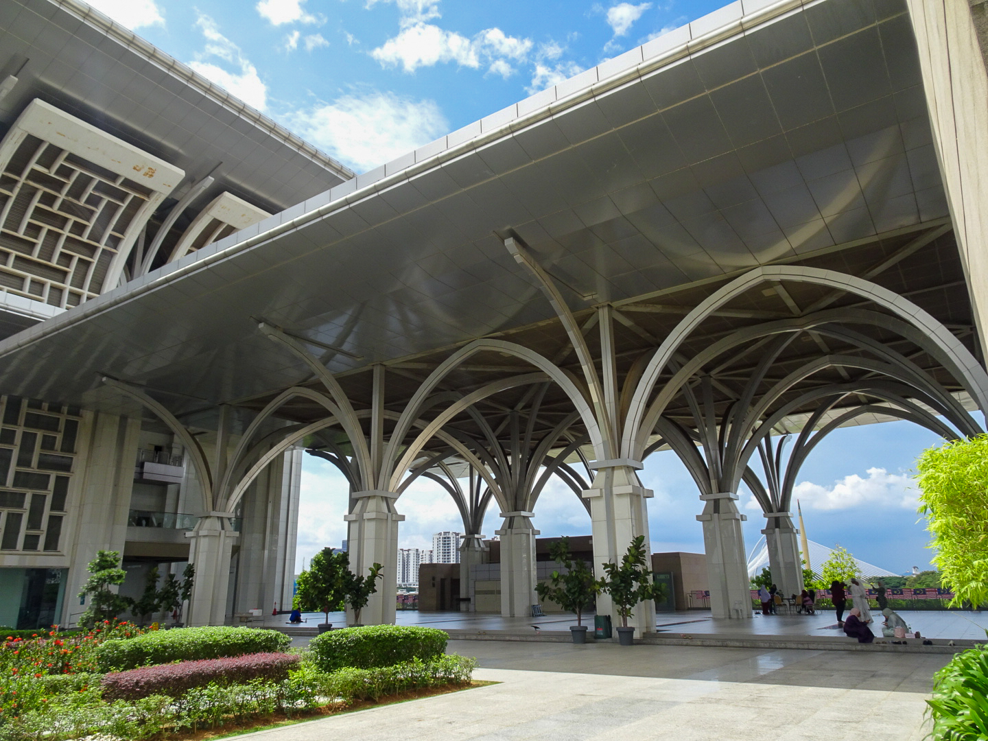 トゥアンク・ミザン・ザイナル・アビディン・モスク_18