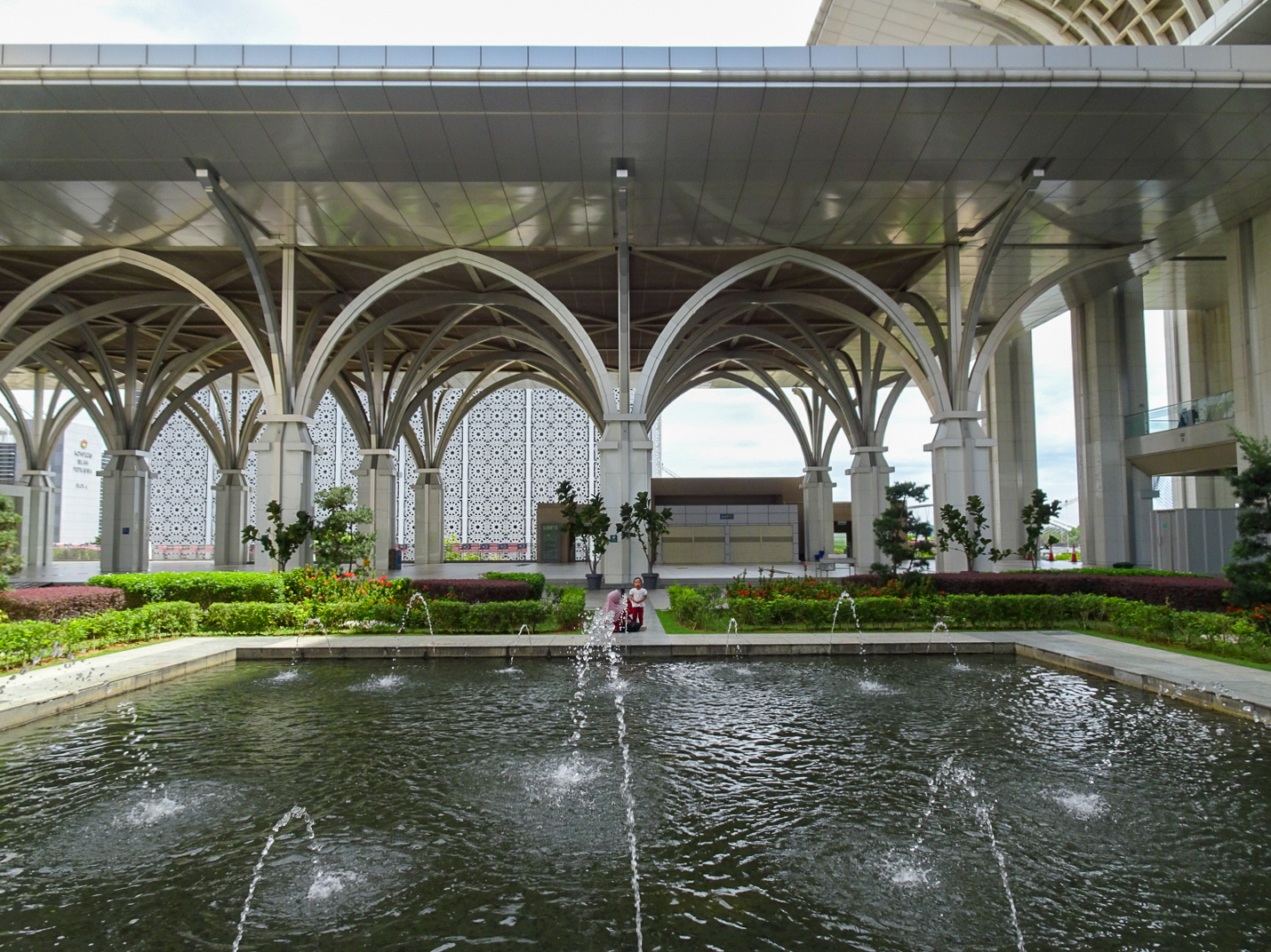 トゥアンク・ミザン・ザイナル・アビディン・モスク_21