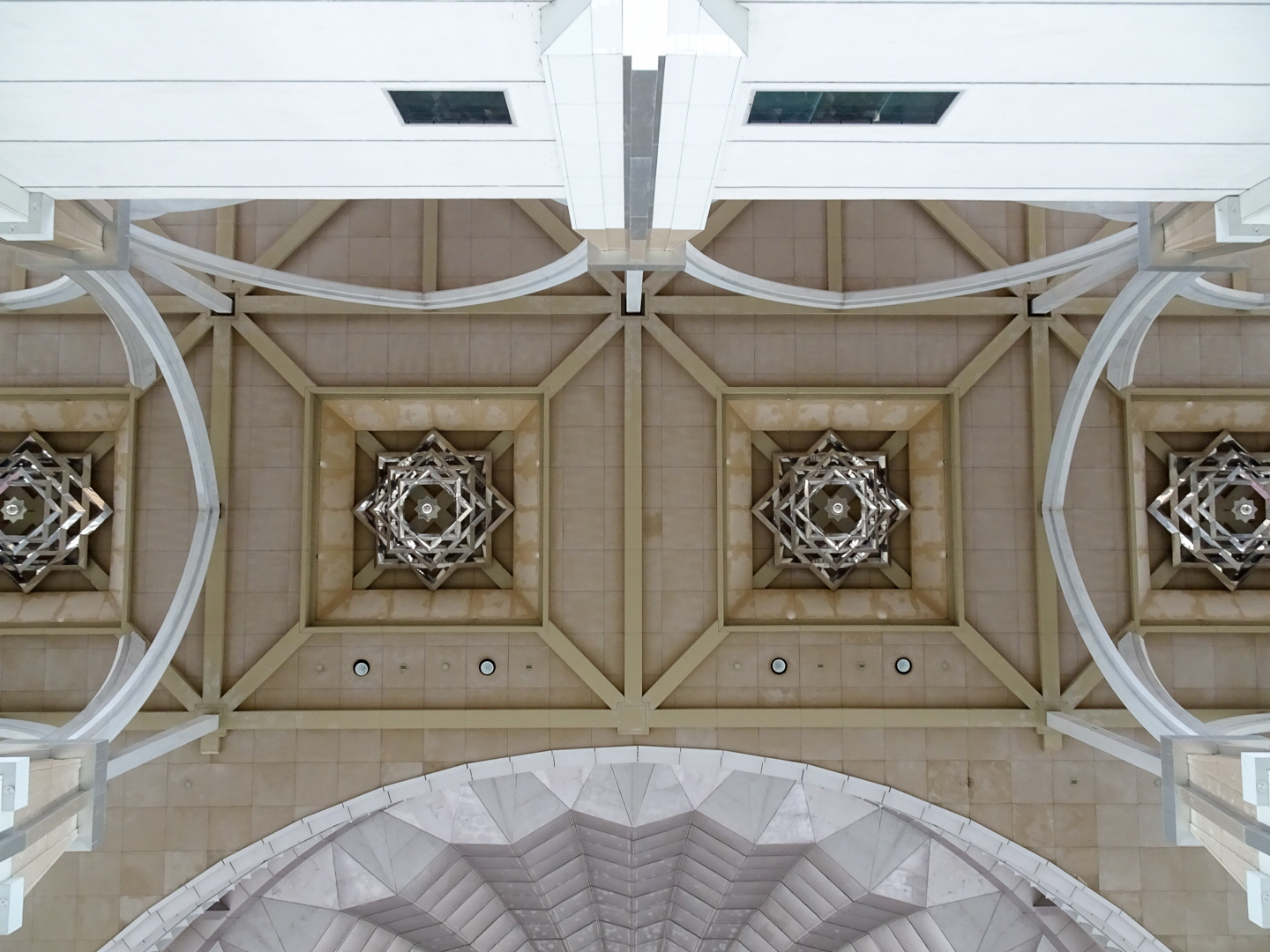 トゥアンク・ミザン・ザイナル・アビディン・モスク_31