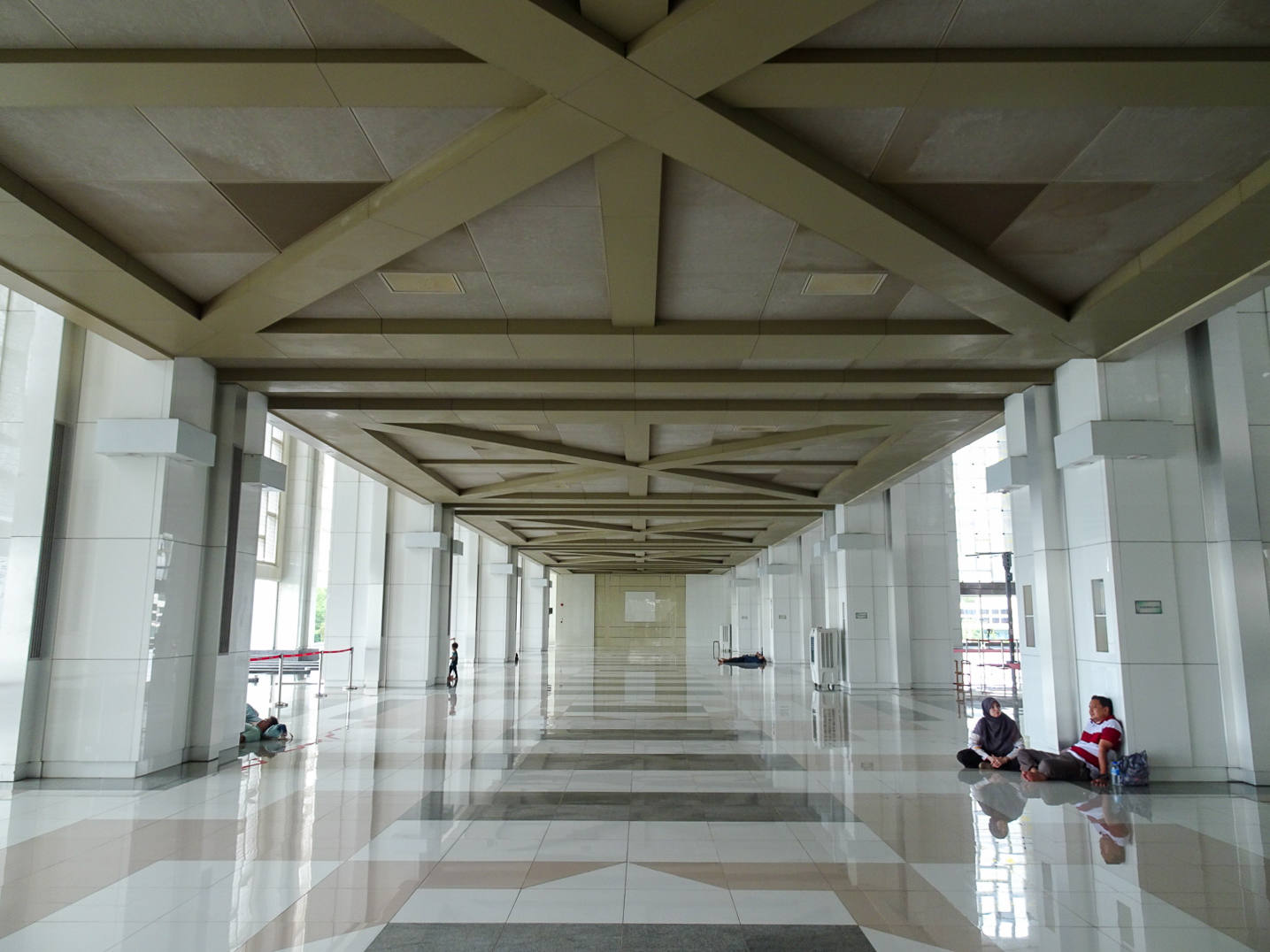 トゥアンク・ミザン・ザイナル・アビディン・モスク_32