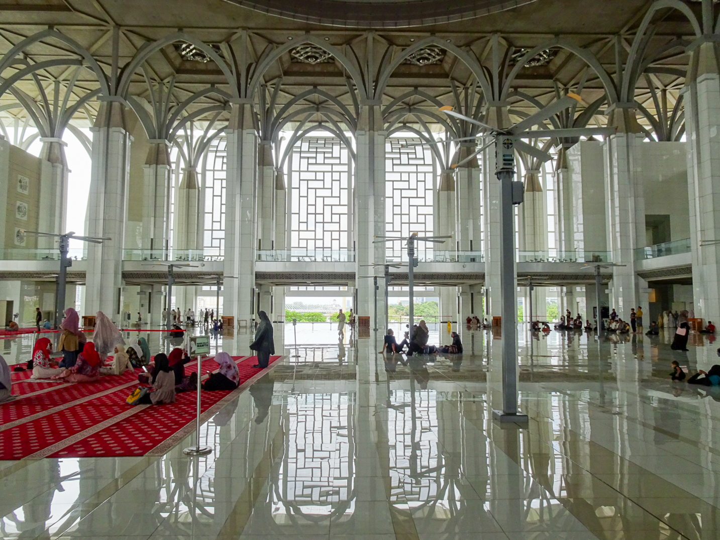 トゥアンク・ミザン・ザイナル・アビディン・モスク_43