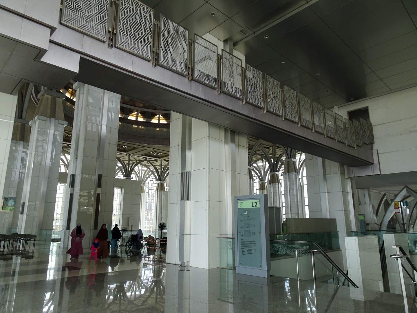 トゥアンク・ミザン・ザイナル・アビディン・モスク_62