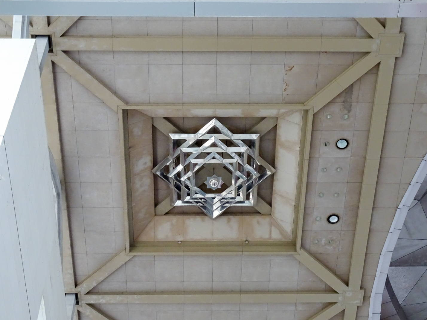 トゥアンク・ミザン・ザイナル・アビディン・モスク_68