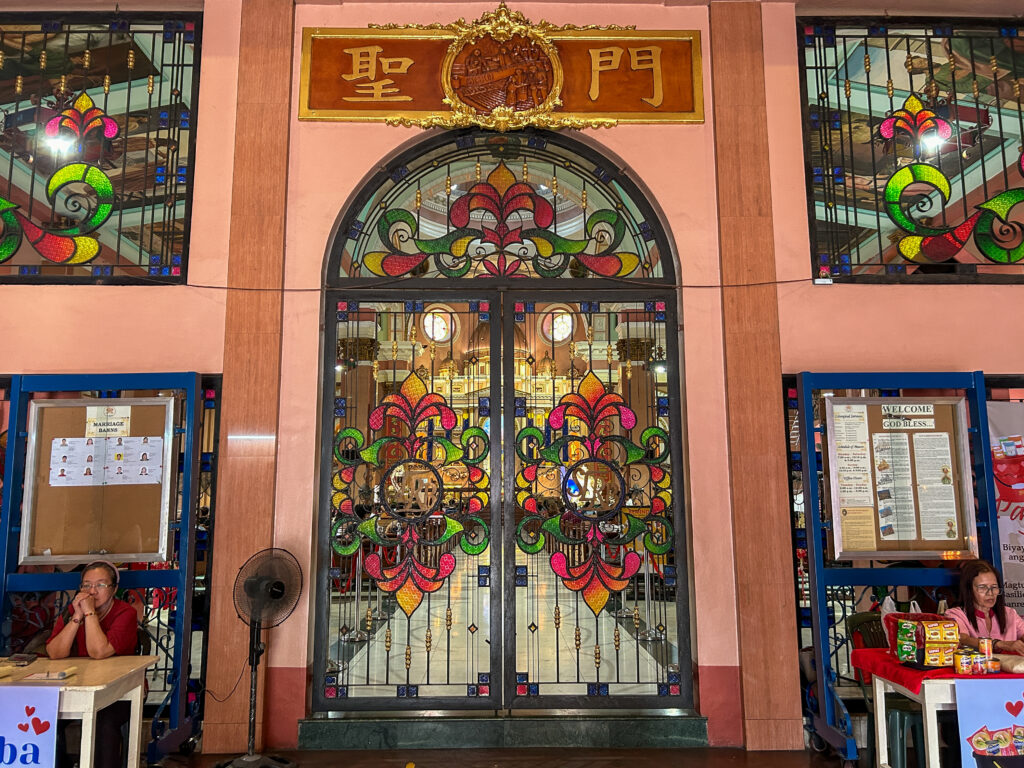 ビノンド教会_21