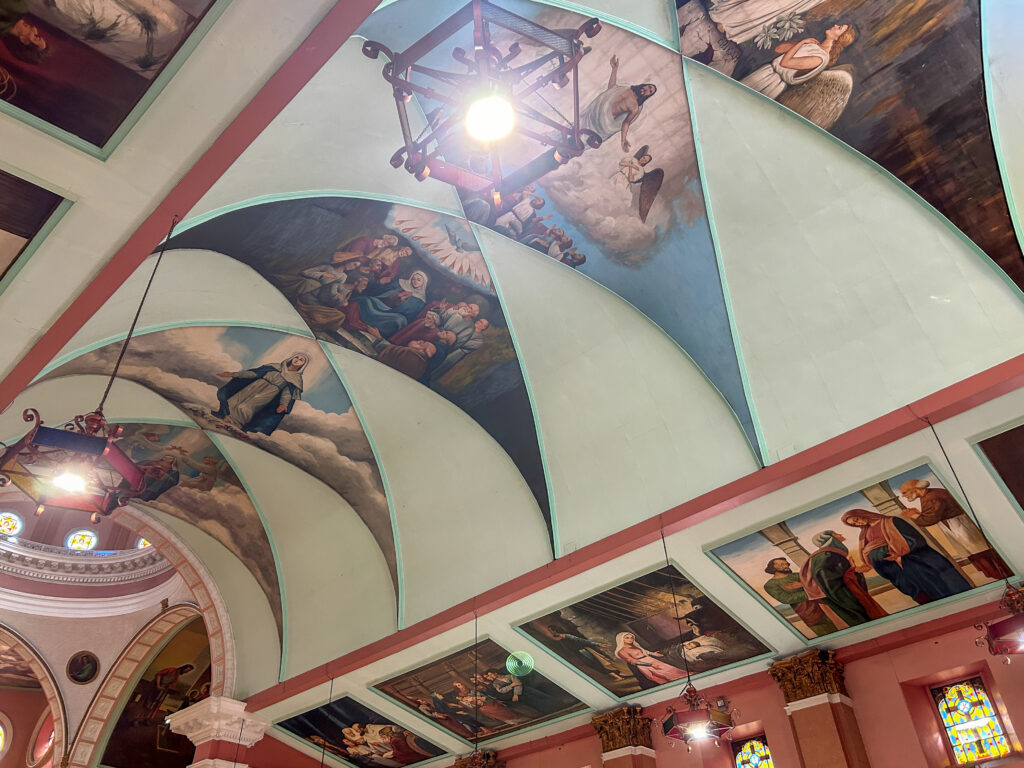 ビノンド教会_34