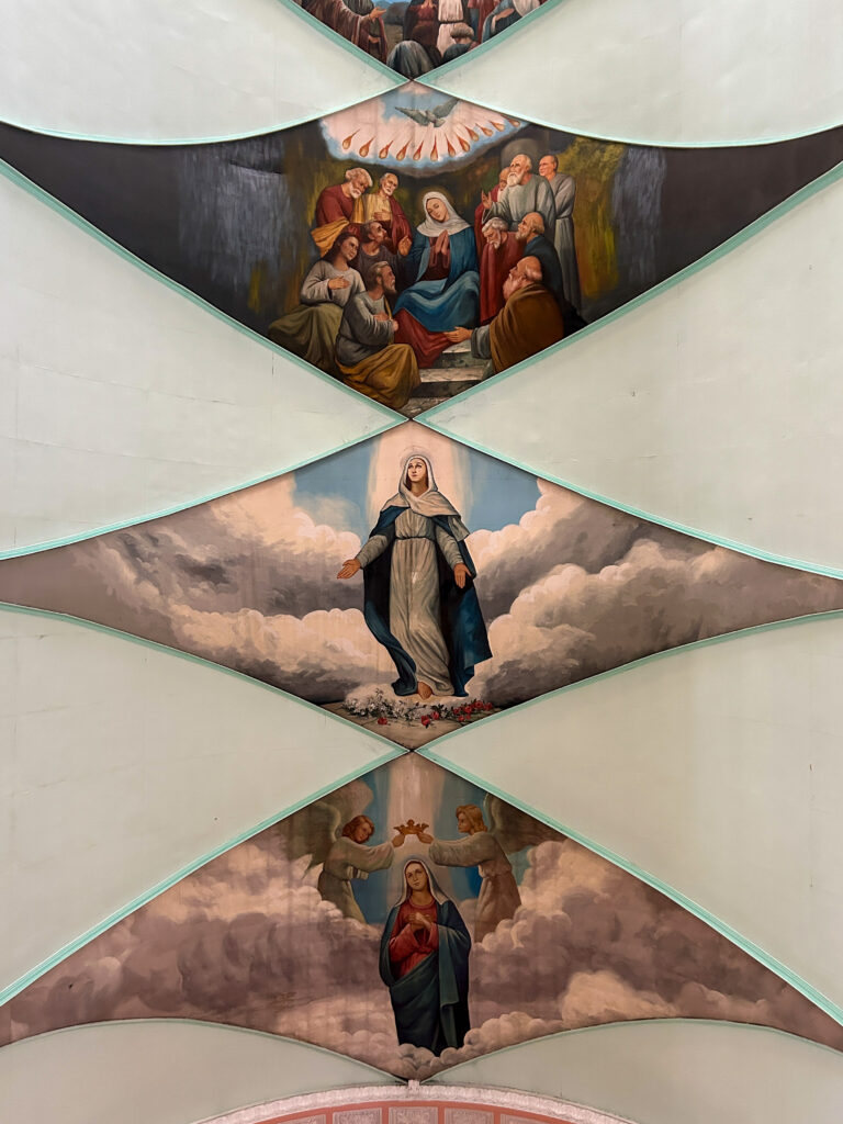 ビノンド教会_36