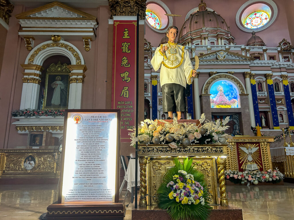 ビノンド教会_47