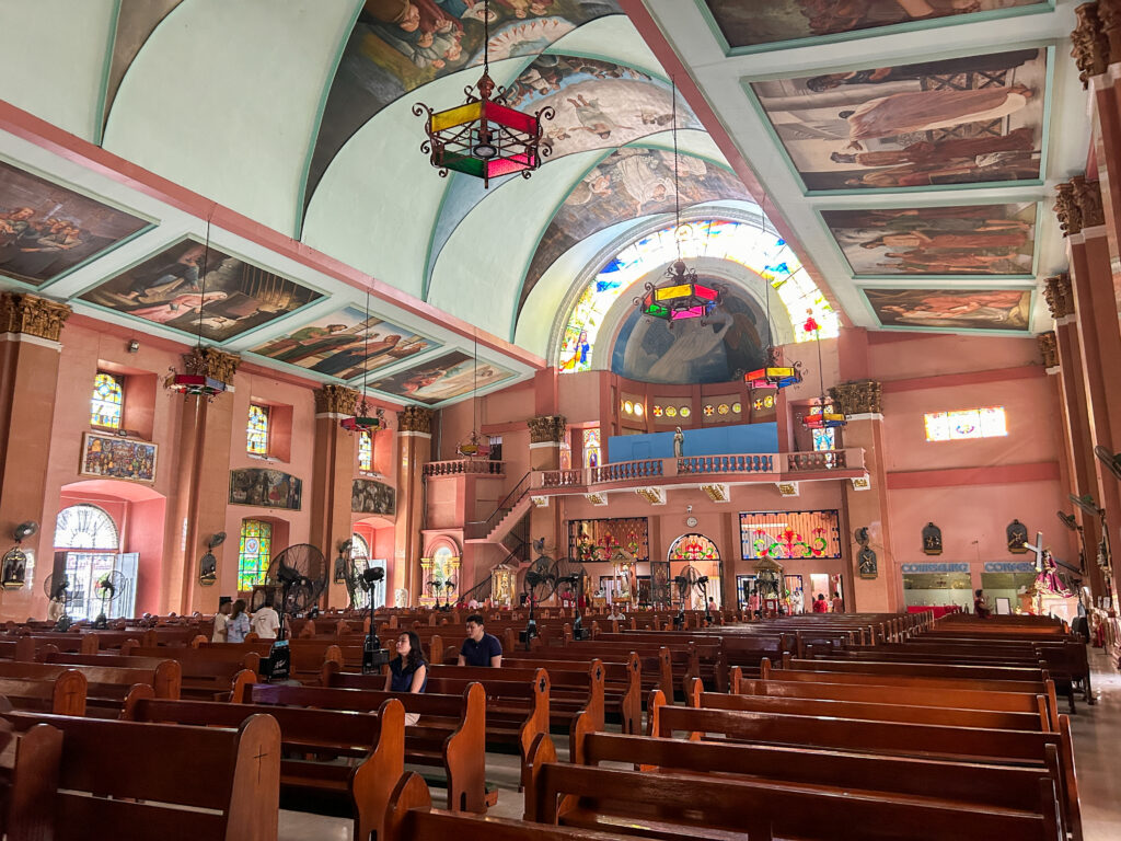 ビノンド教会_51