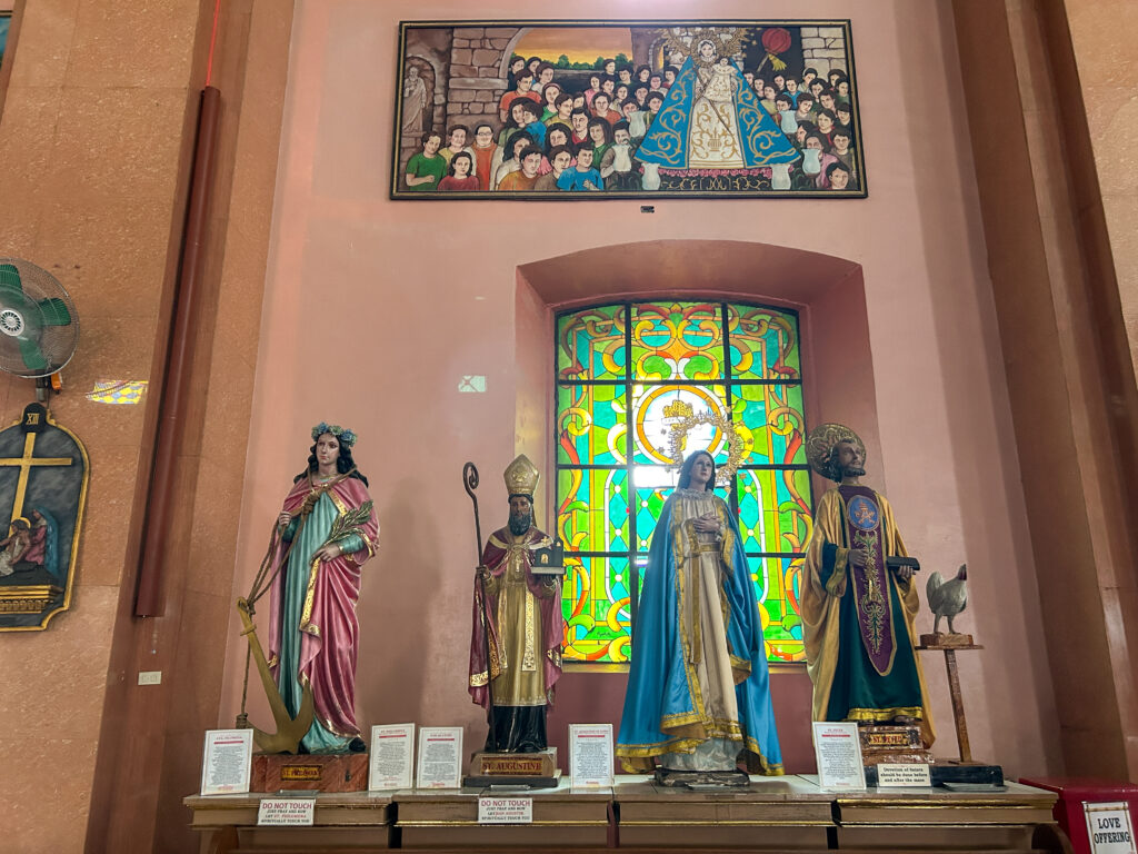 ビノンド教会_57