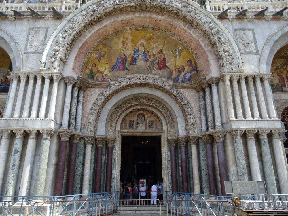 サン・マルコ大聖堂：Basilica di San Marco