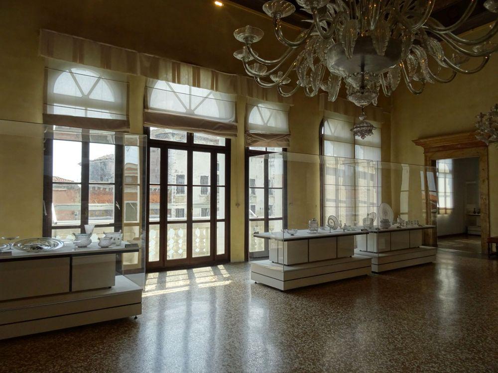 ムラーノ・ガラス美術館 | イタリアの建築【世界建築巡り】