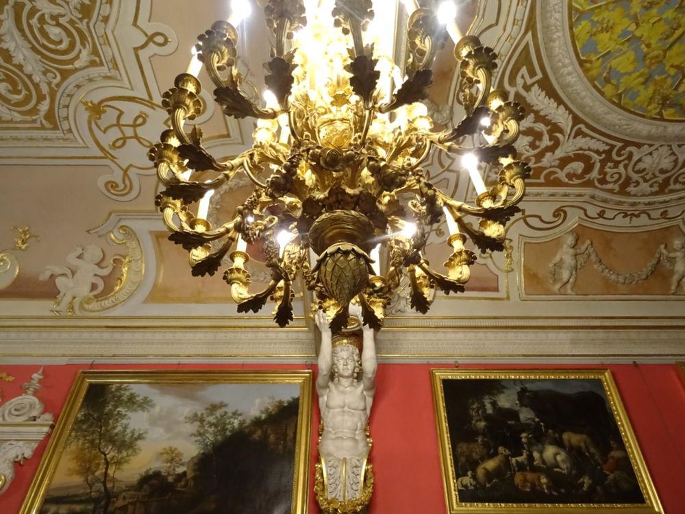 ヴィラヌフ宮殿107