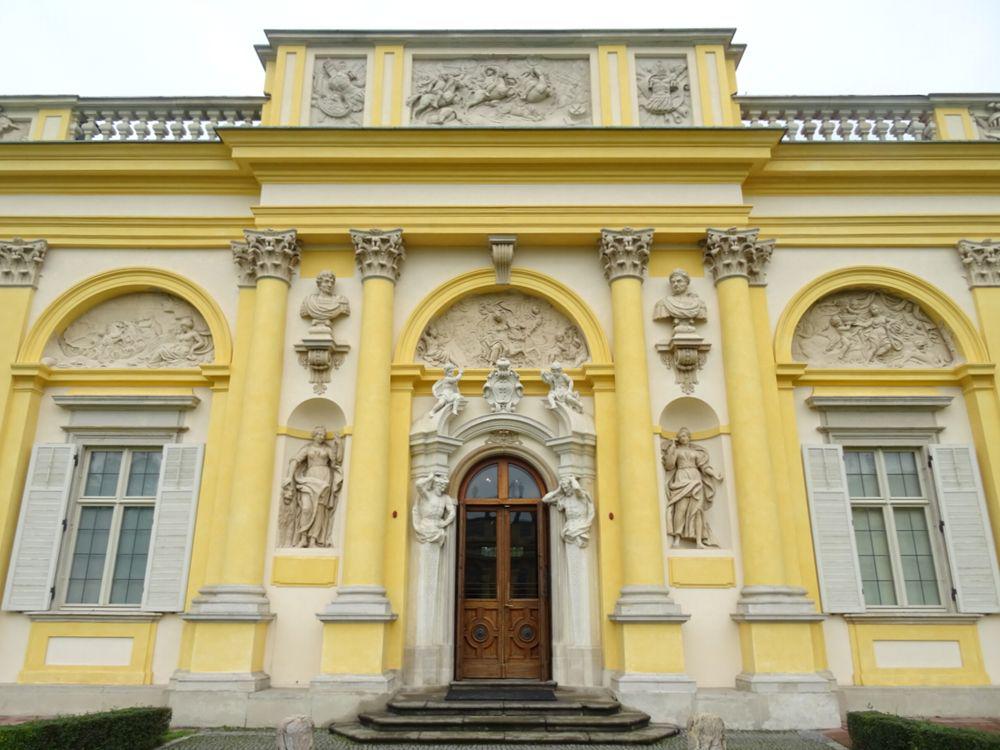 ヴィラヌフ宮殿22