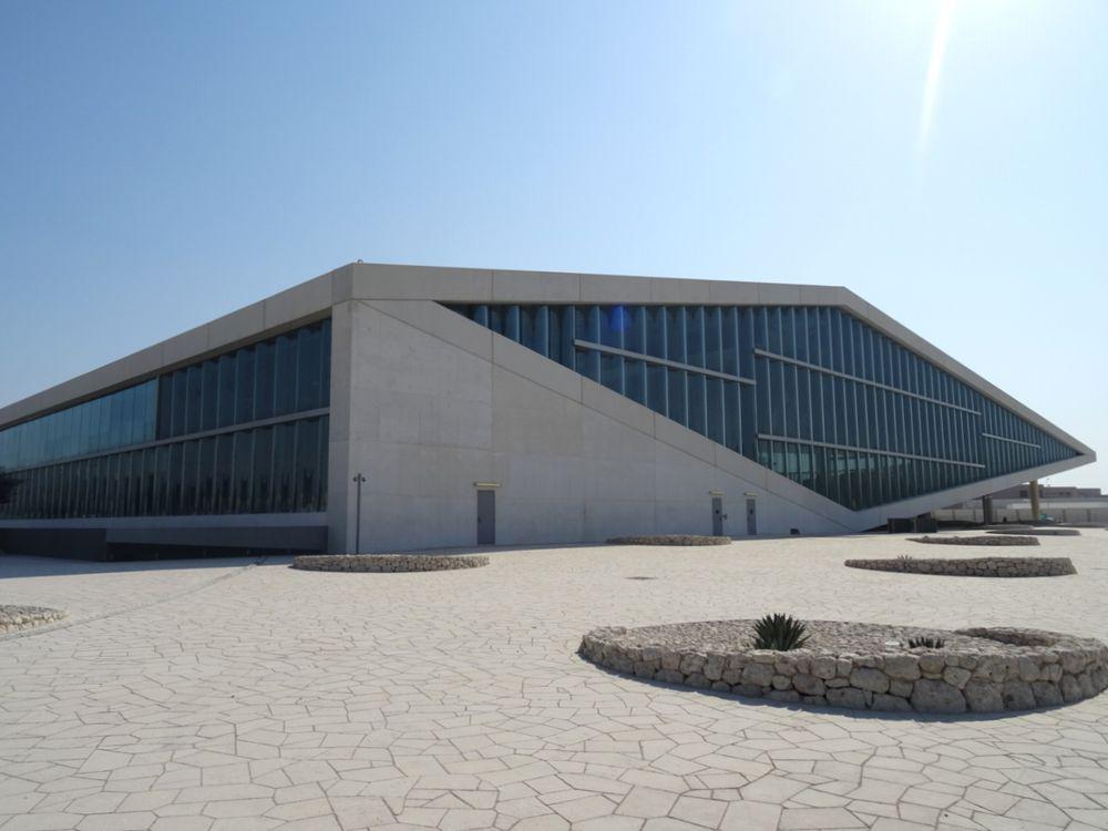 カタール国立図書館17