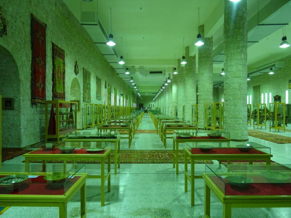 シェイク・ファイサル・ビン・カッシム・アル・タニ美術館76
